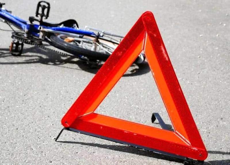 В результате ДТП на местном проезде пострадал велосипедист