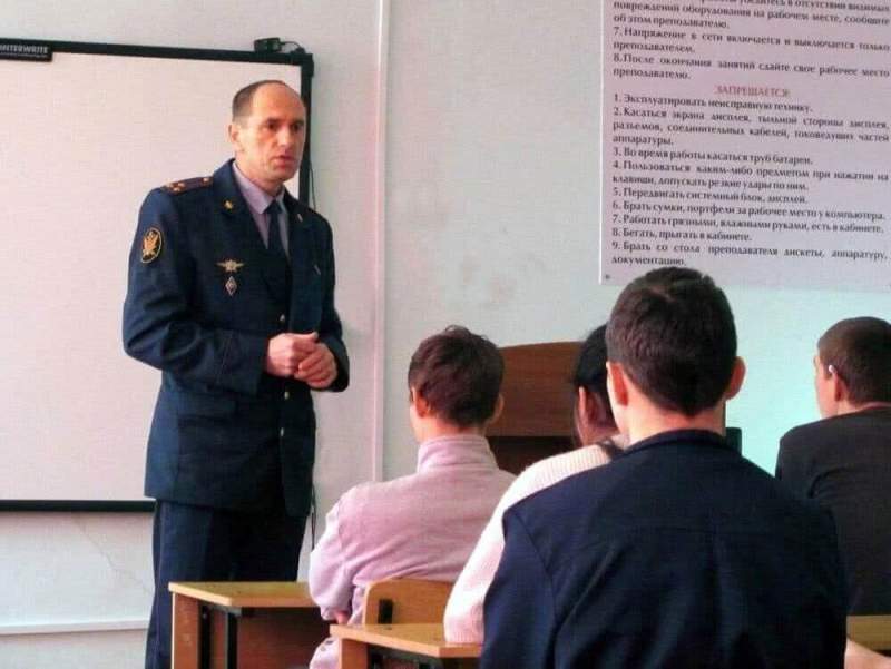 Сотрудники учреждений УФСИН России по Астраханской области проводят профориентацию