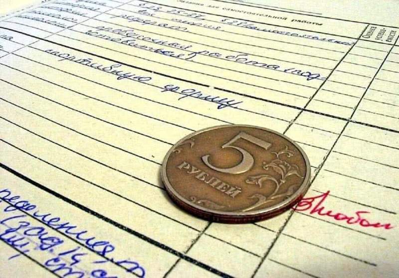 Половина педагогов забайкальской школы увольняется из-за отсутствия зарплаты