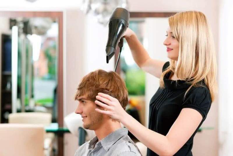 Как выбрать хорошие курсы парикмахера