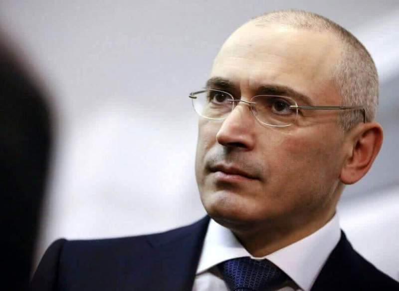 Интерпол подключиться к преследованию Ходорковского