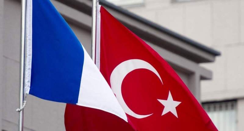 Конфликт Турции и Франции: бойкот на миллионы долларов