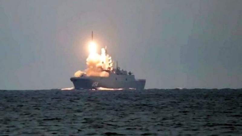 В России успешно испытали новую ракету «Циркон»