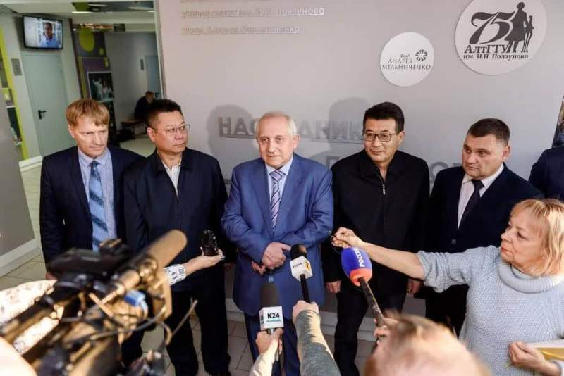 Делегация Фонда имени Сун Цинлин (КНР) посетила Россию и Беларусь