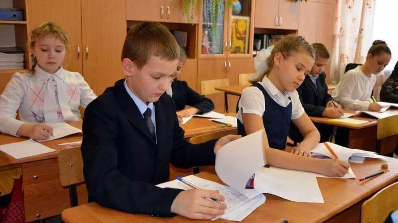 Алтайские школьники примут участие в Национальном исследовании качества образования по английскому языку