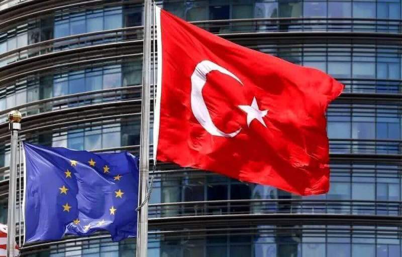 Джин из Европы: Турция выразила желание войти в Европейский Союз до 2023 года 