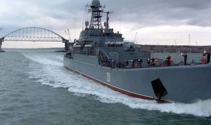 ВМС Украины обвинили российских моряков в провокационных действиях