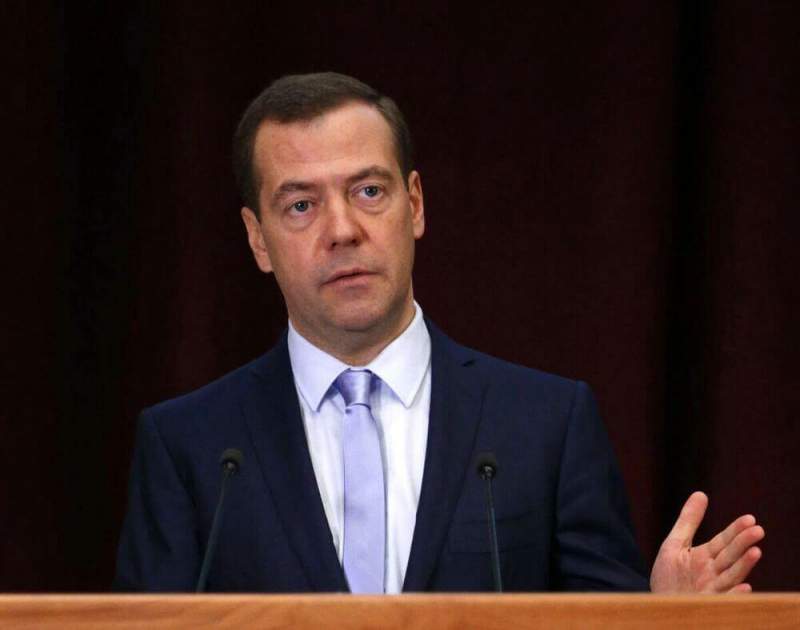Медведев обрушился с критикой на чиновников Северного Кавказа