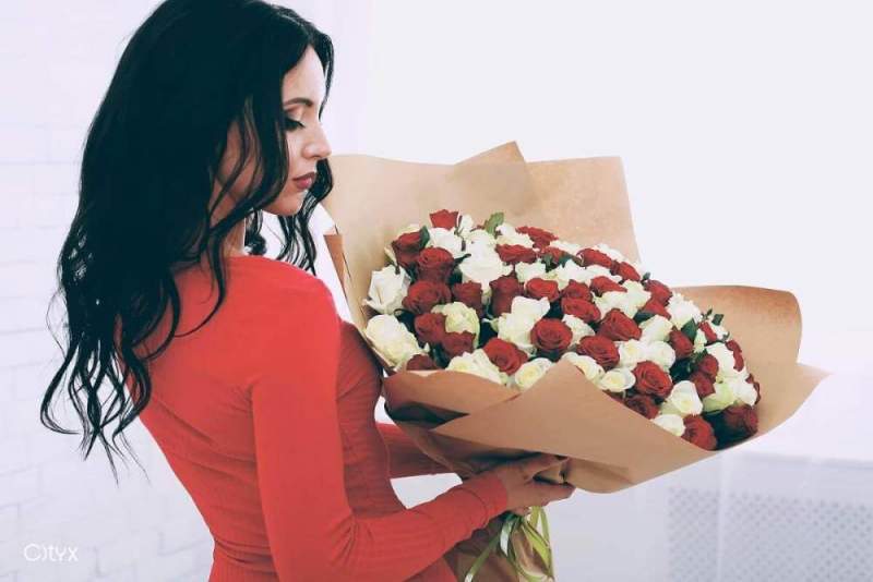 Доставка цветов по онлайн-заказу