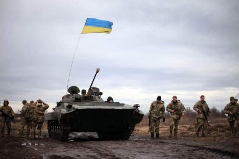 Украинская олигархия потребует отказаться от Донбасса 