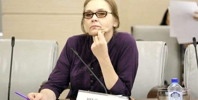 Депутата от КПРФ Елену Шувалову поставили на место в Мосгордуме