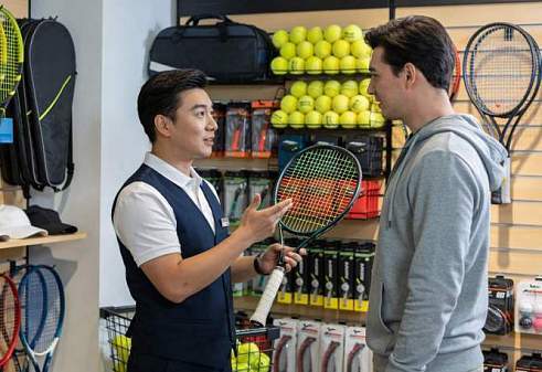 Гид по выбору теннисной ракетки: вес, баланс, струны и размер головки