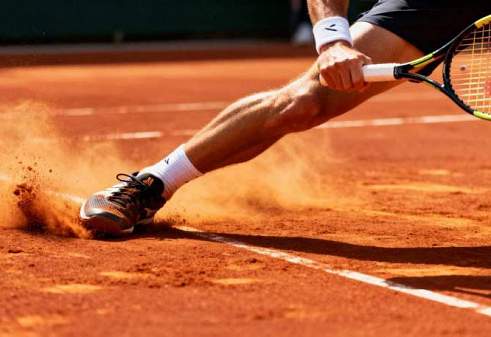 Ракетки для игры на разных покрытиях: грунт, хард, трава