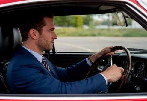 Мобильность кадров: как наличие водительского удостоверения и навыков вождения расширяет возможности трудоустройства