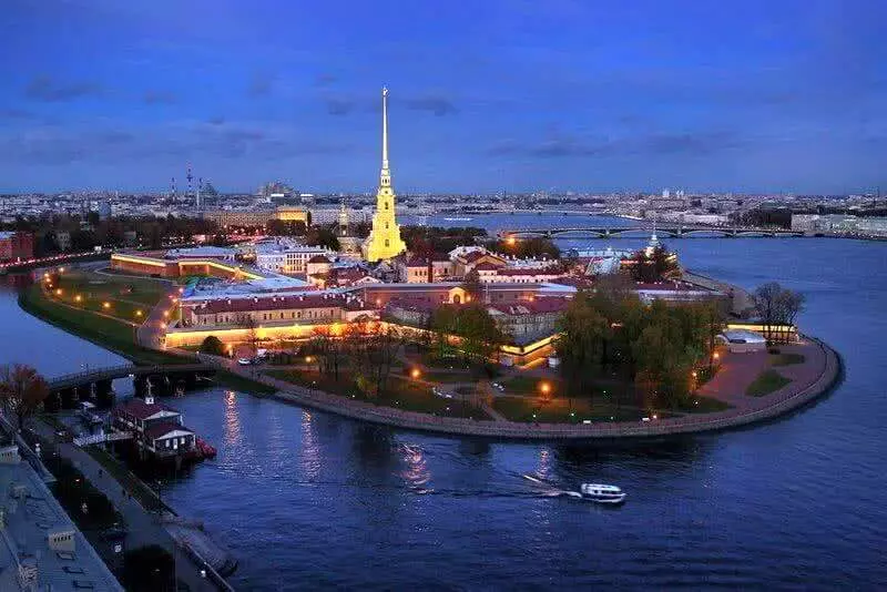 Туристический отдых в Санкт-Петербурге