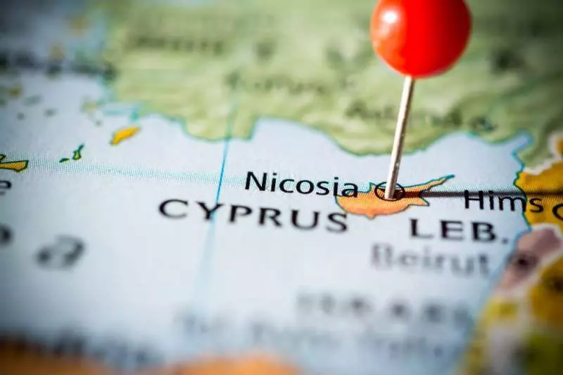 Как получить ВНЖ на Кипре